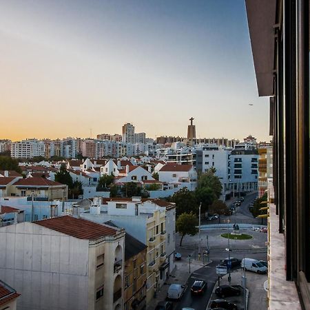 Just4U Apartment 2 Алмада Экстерьер фото