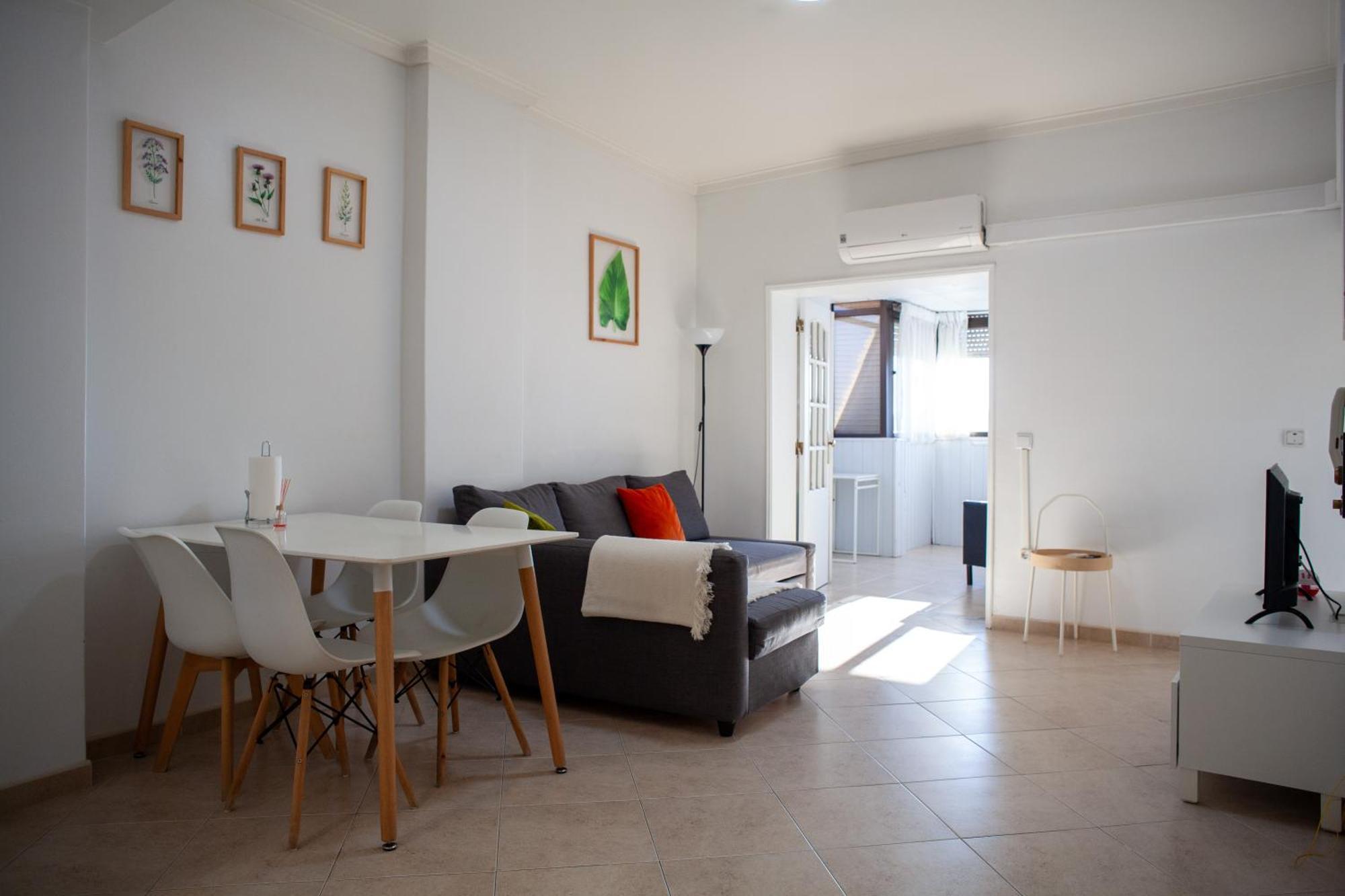 Just4U Apartment 2 Алмада Экстерьер фото