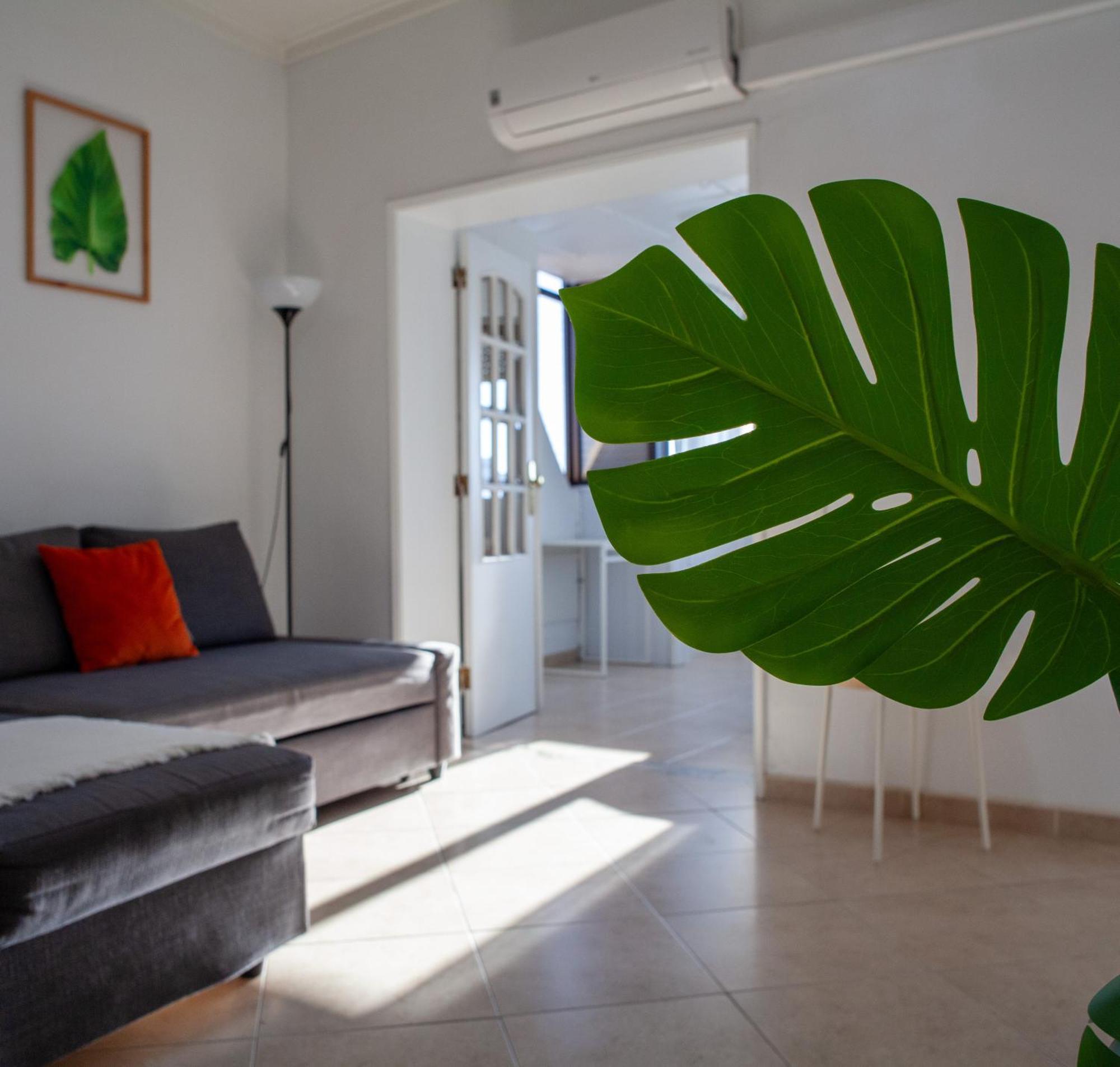 Just4U Apartment 2 Алмада Экстерьер фото